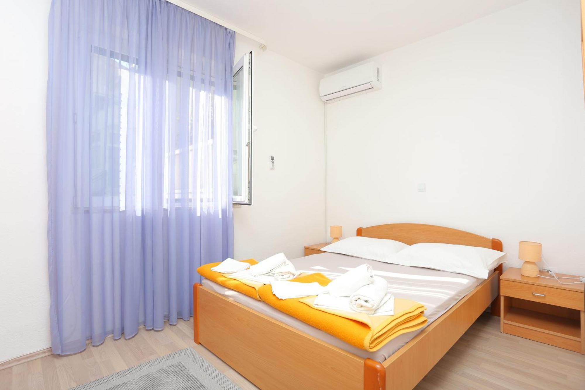 Double Room Tucepi 5263D Esterno foto